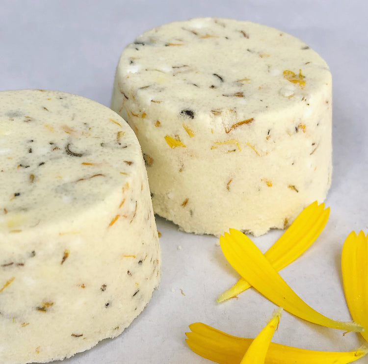 Coconut and Calendula Bath Bomb Recipe