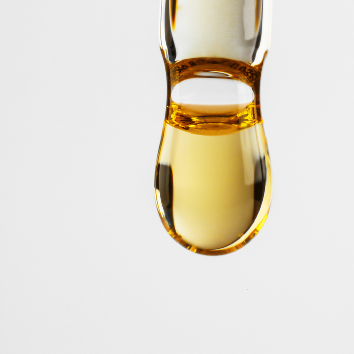 Natural vs Synthetic Skincare Ingredients